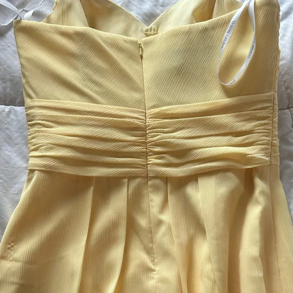David’s Bridal Strapless or Spaghetti Strap Crinkle Chiffon Canary Dress Size 4 - Picture 6 of 9